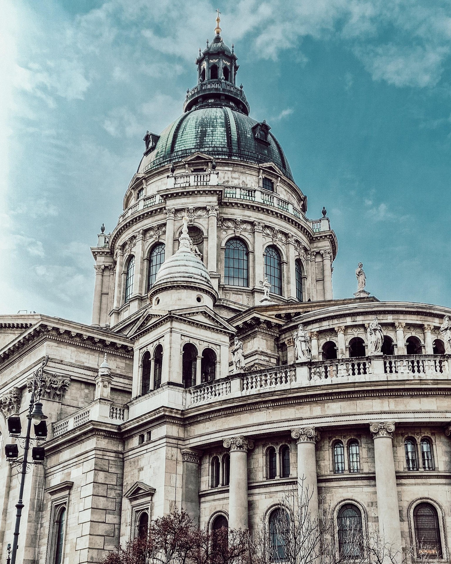 Budapest on a Phone - image 1 - student project