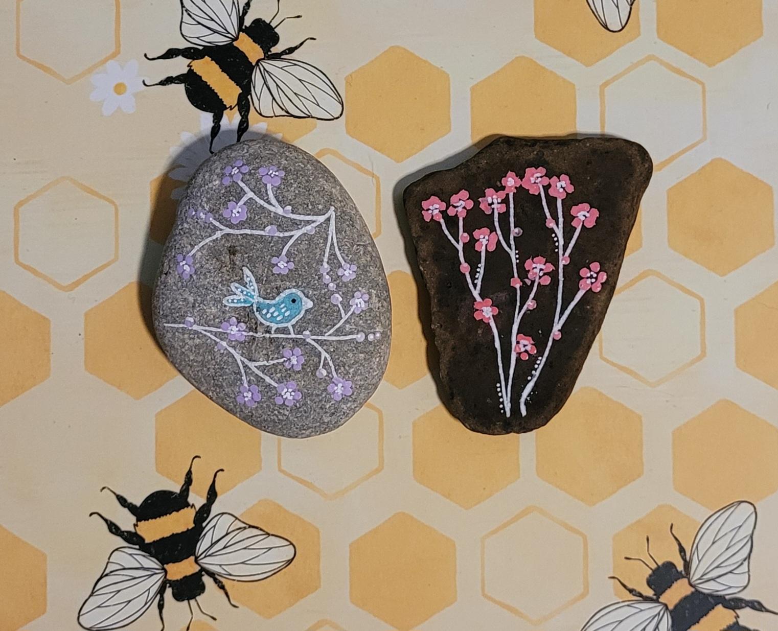 Painted stones - image 1 - student project