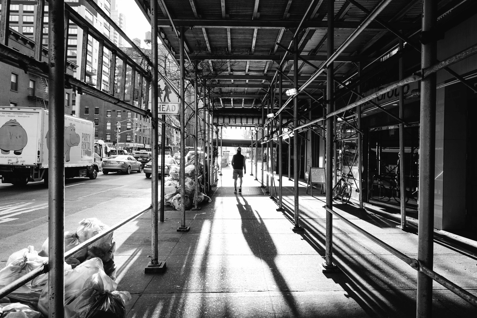 Manhattan in Black and White - image 1 - student project