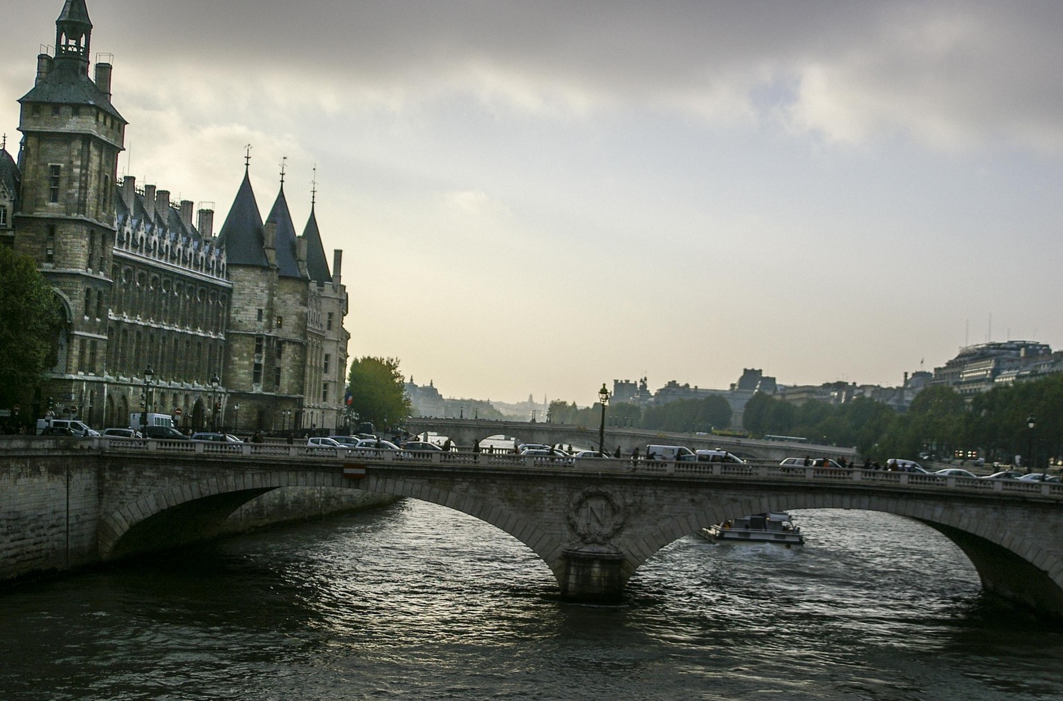Camera raw and Lightroom - image 1 - student project