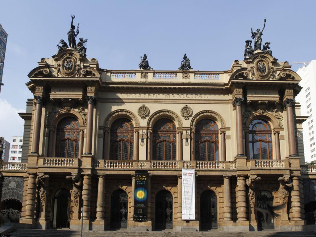Municipal Theater of São Paulo - image 1 - student project