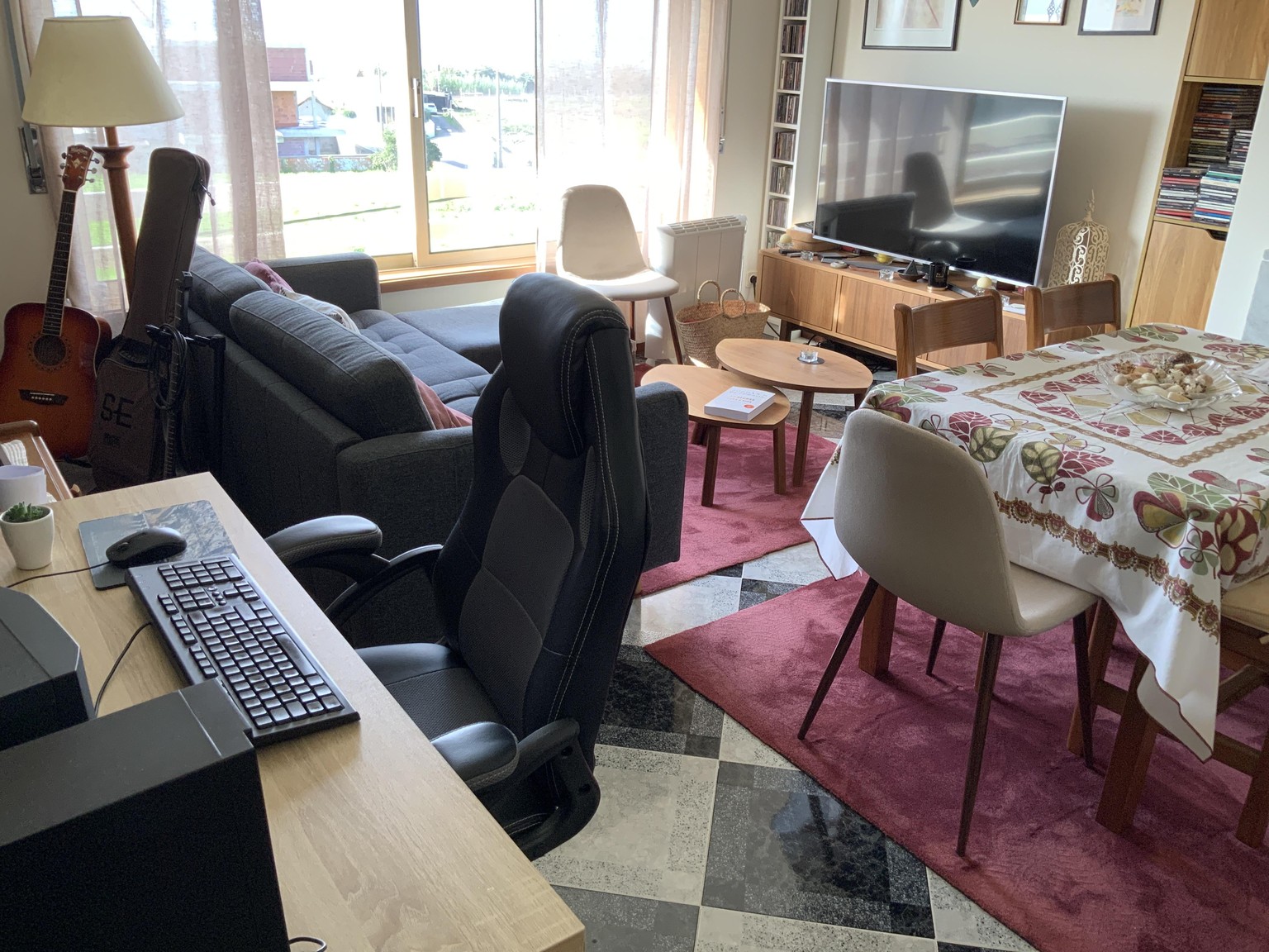 Declutter - image 2 - student project