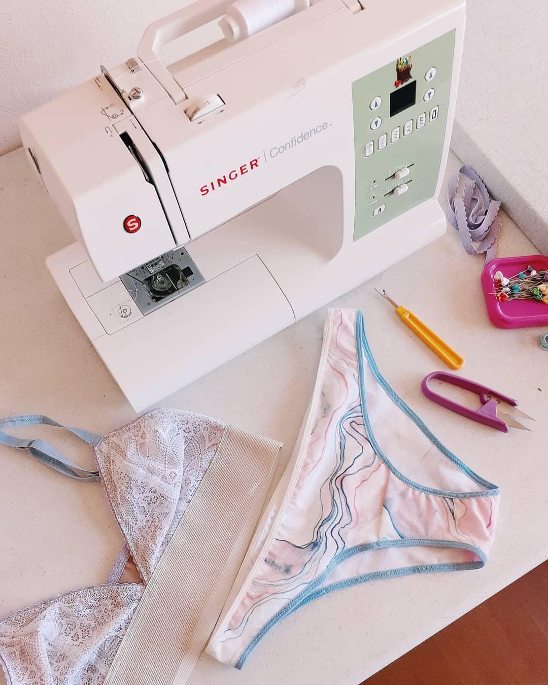 Beginner Lingerie Set - image 5 - student project