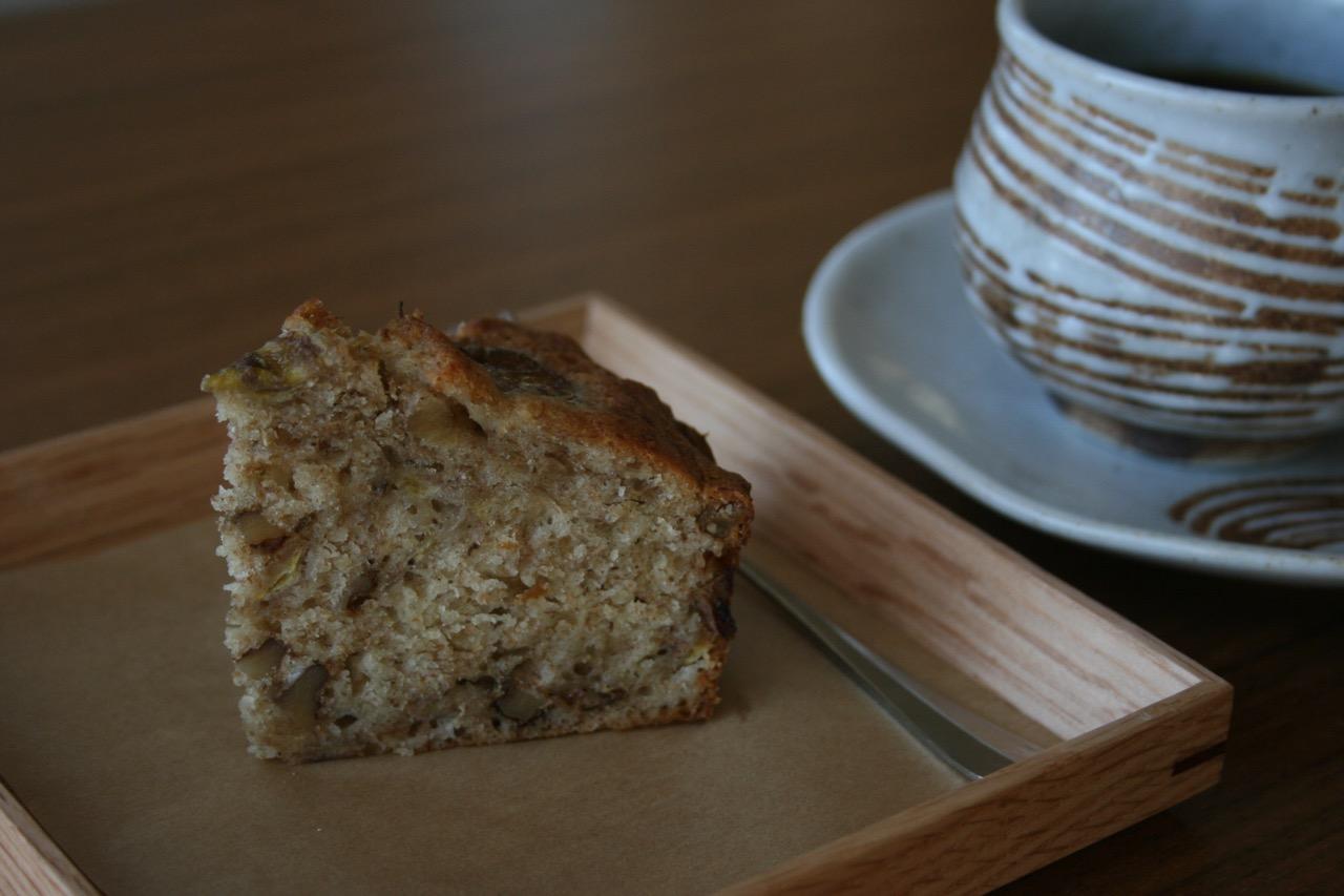 Break time with My Banana Cake - image 4 - student project