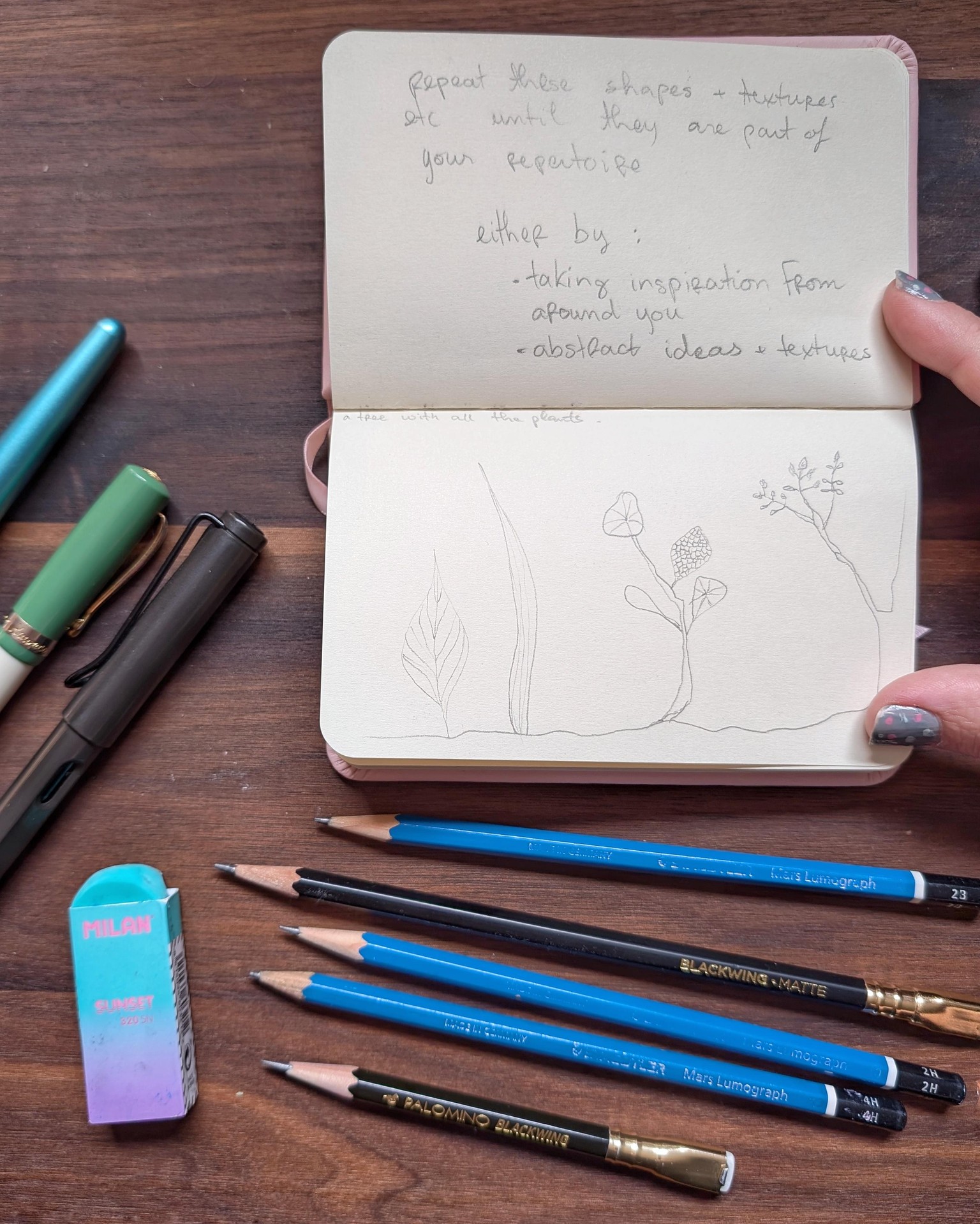 The beginning of my visual leaf library - image 6 - student project