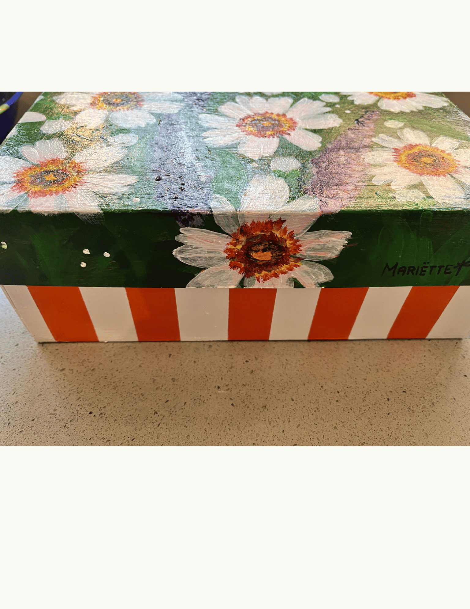Painting Crafts: Upcycle with Flowery Garden Designs - image 3 - student project
