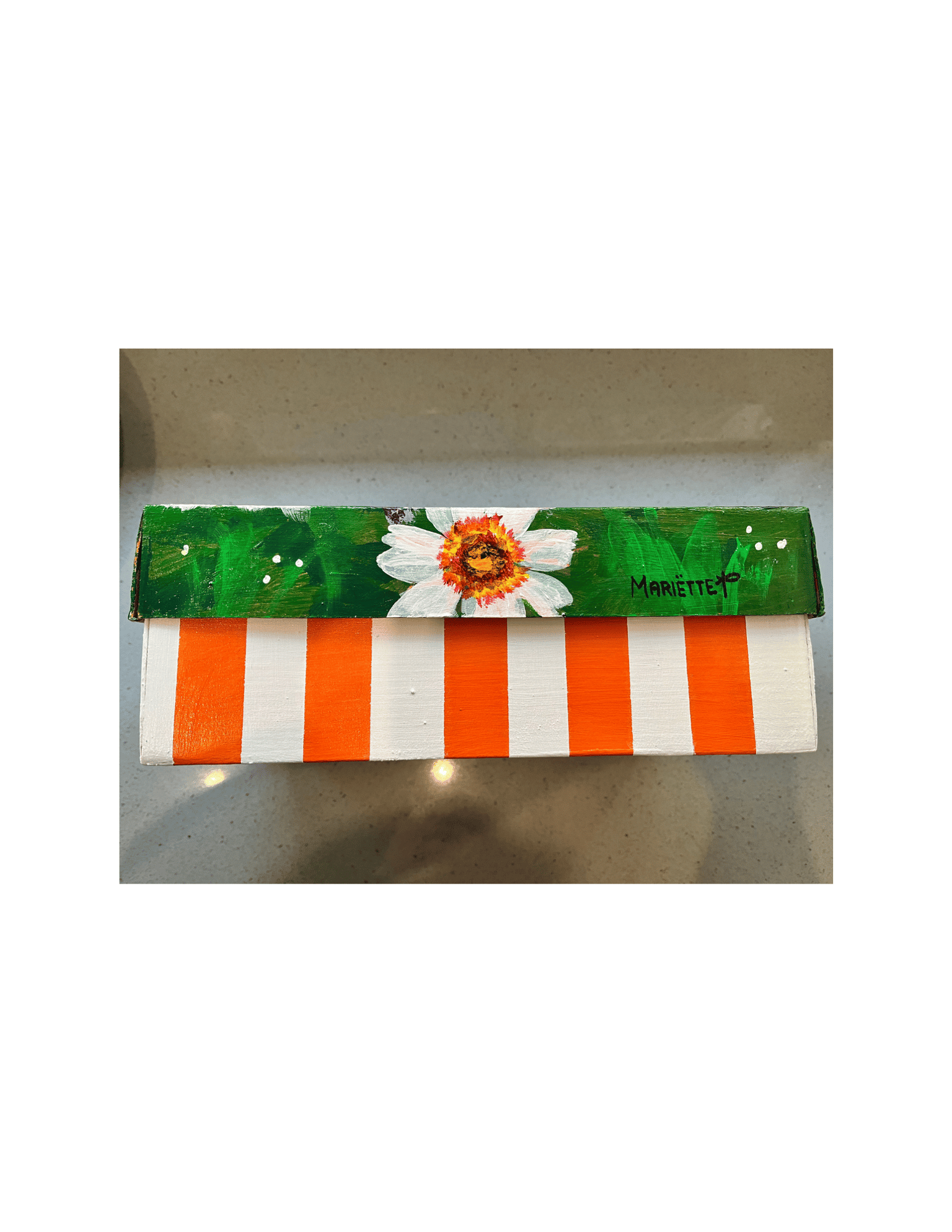 Painting Crafts: Upcycle with Flowery Garden Designs - image 2 - student project
