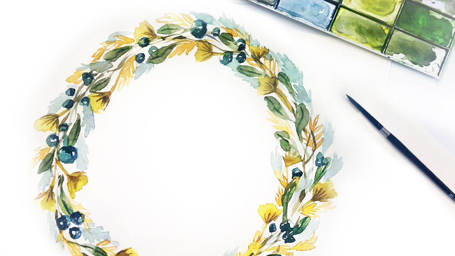 An example of a filler foliage wreath: - image 1 - student project