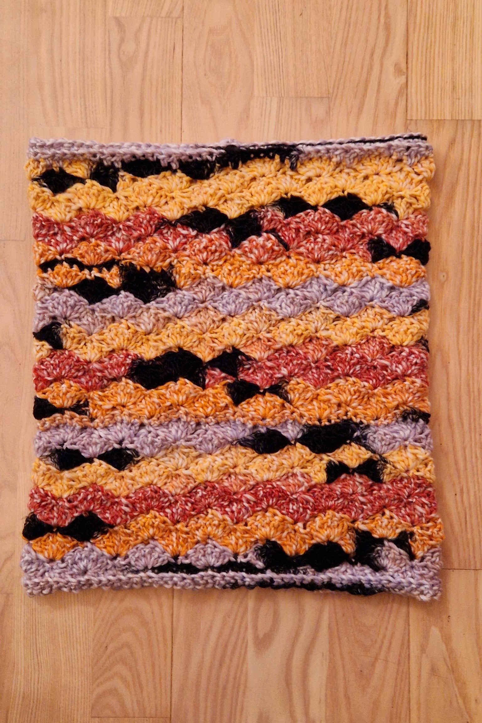 loop scarf - image 1 - student project