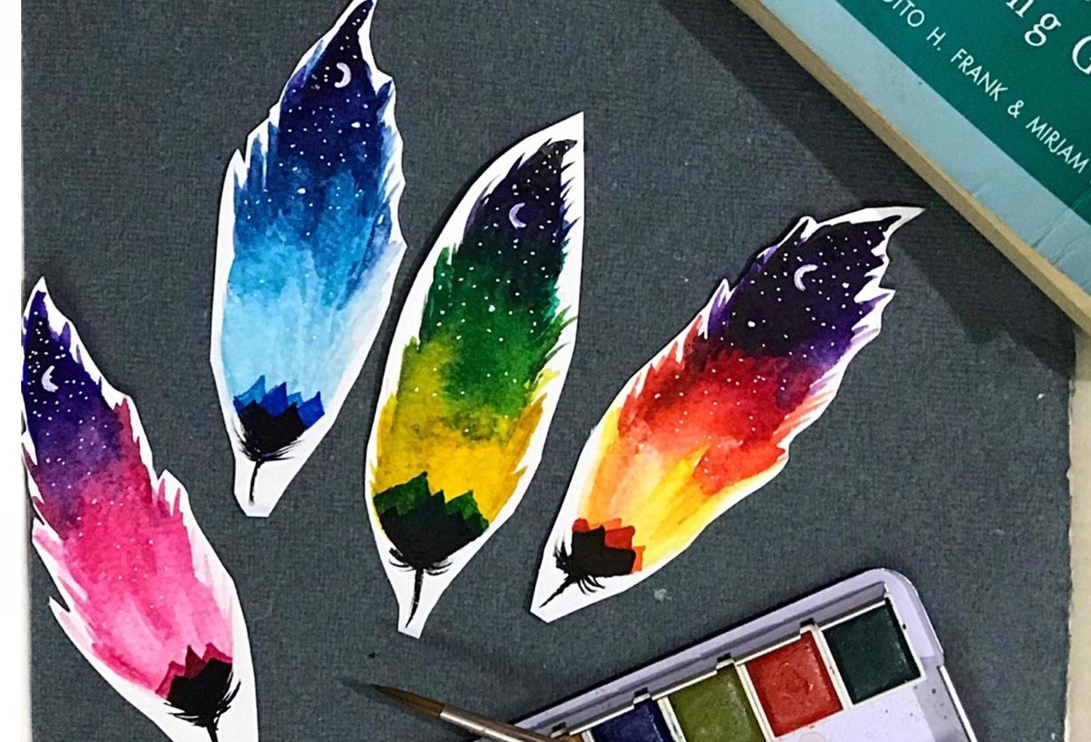 Vibrant bookmarks - image 1 - student project