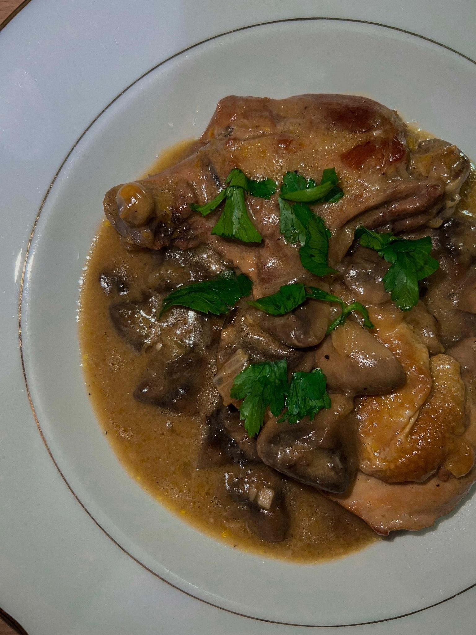 Chicken fricasse & mushroom omelette - image 1 - student project