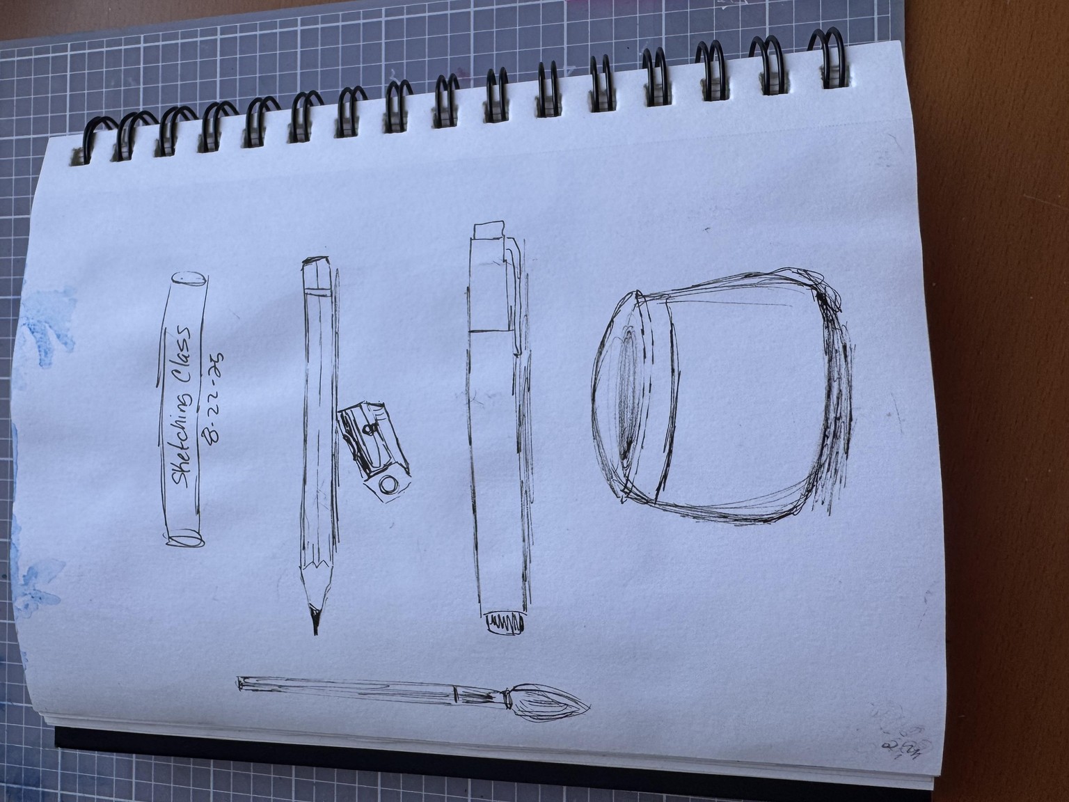 Pen sketching - image 1 - student project