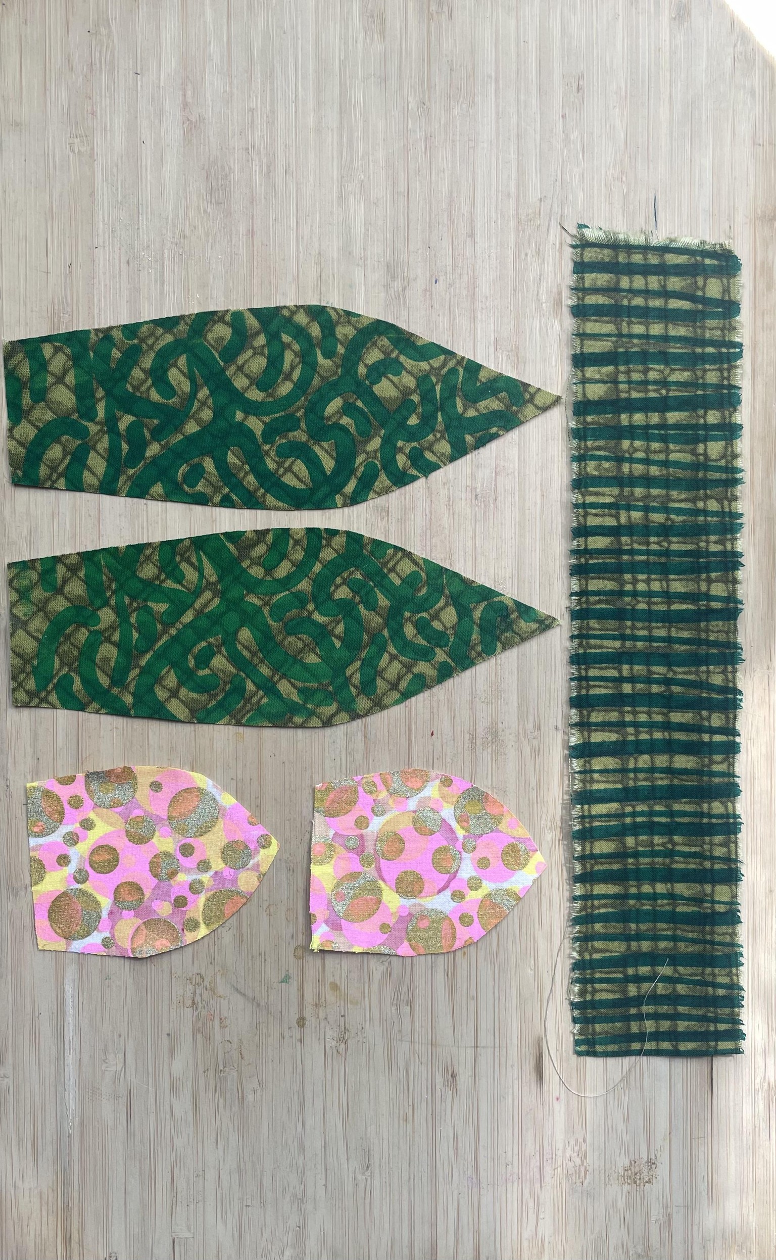Tulip made from screen printed fabric - image 1 - student project