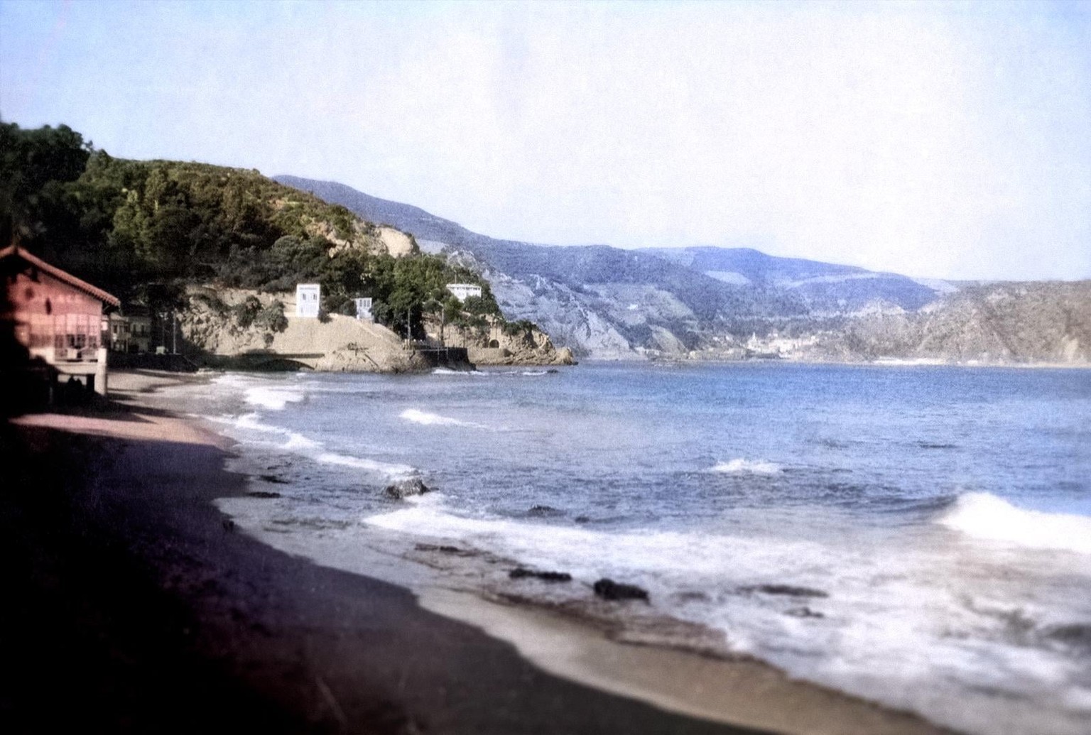 The Algerian Collection in Color - image 7 - student project