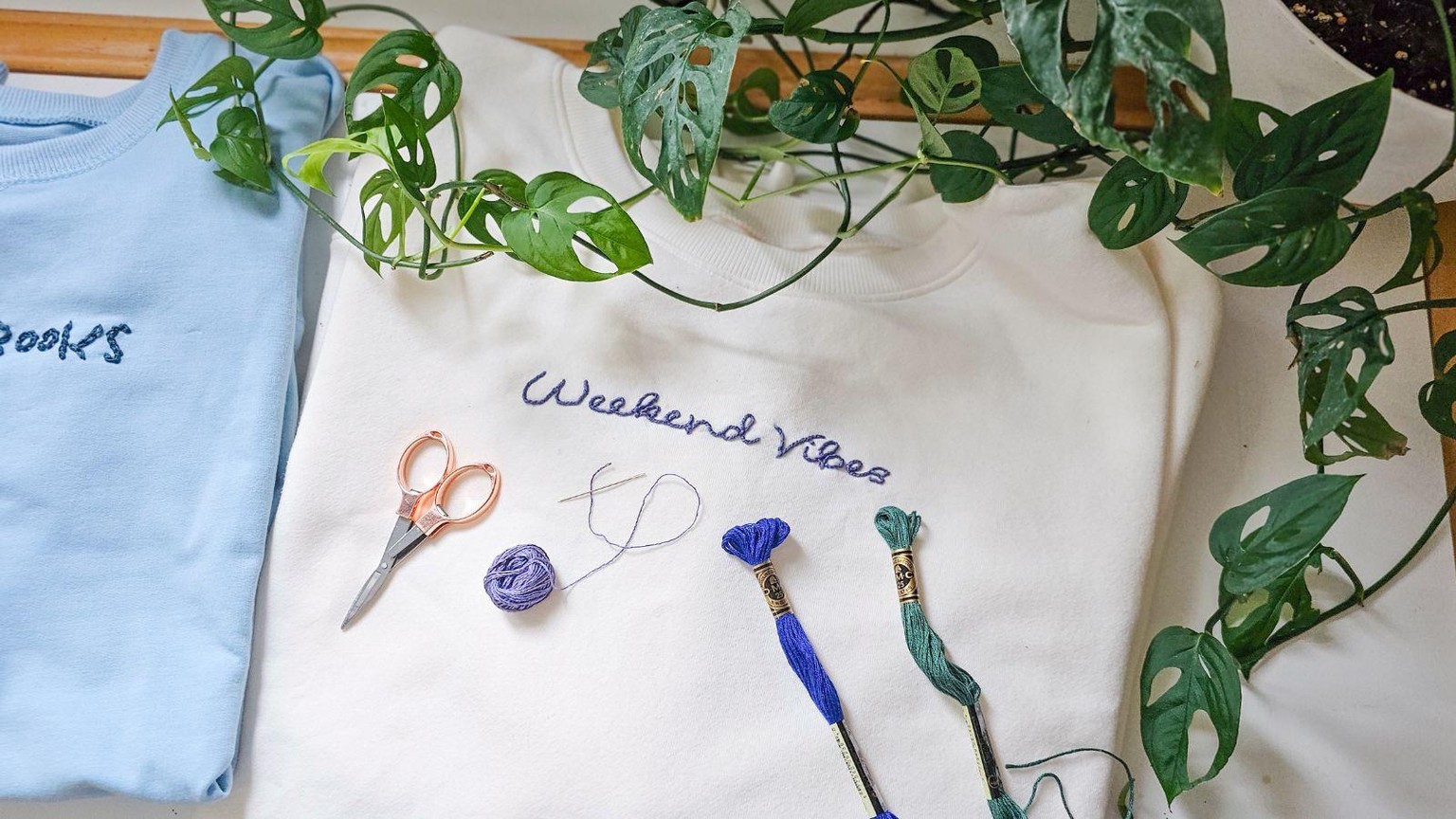 Embroidered Sweatshirt - Weekend Vibes Lettering - image 1 - student project