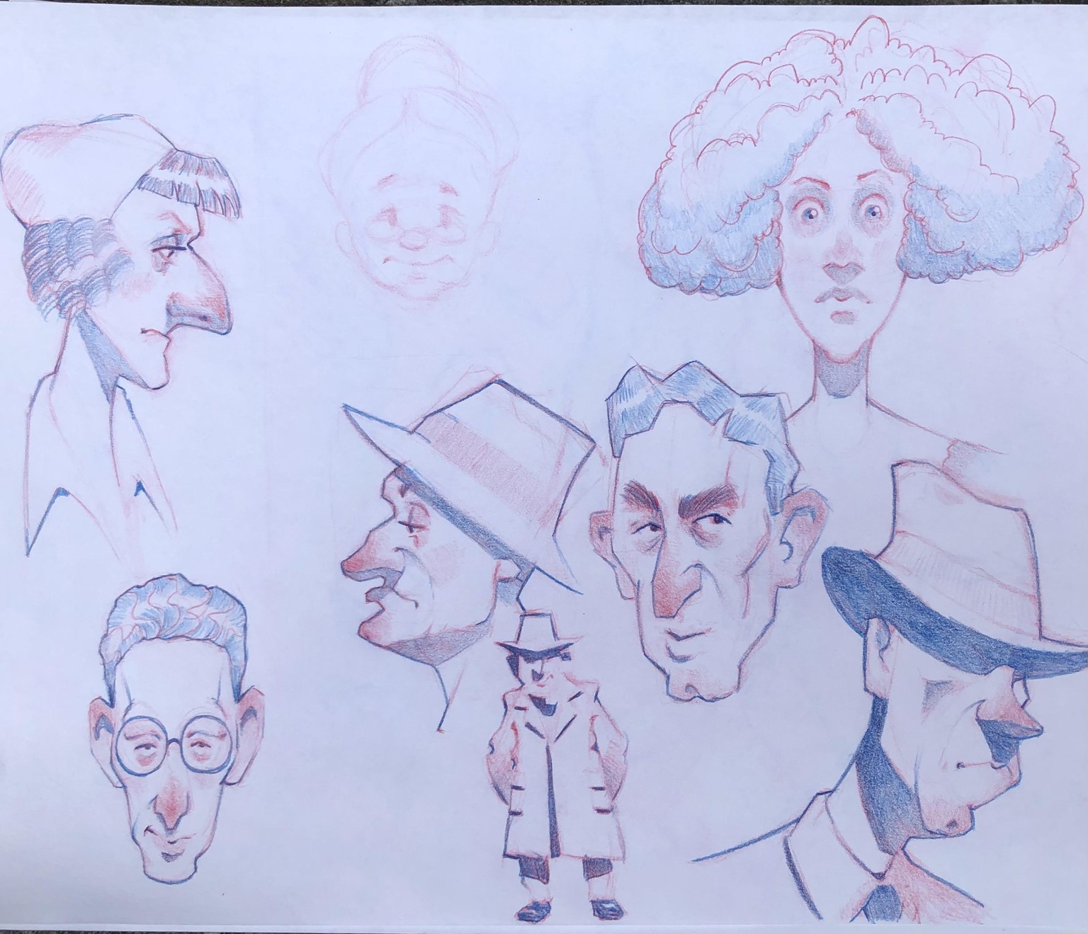 A bunch of face studies - image 1 - student project