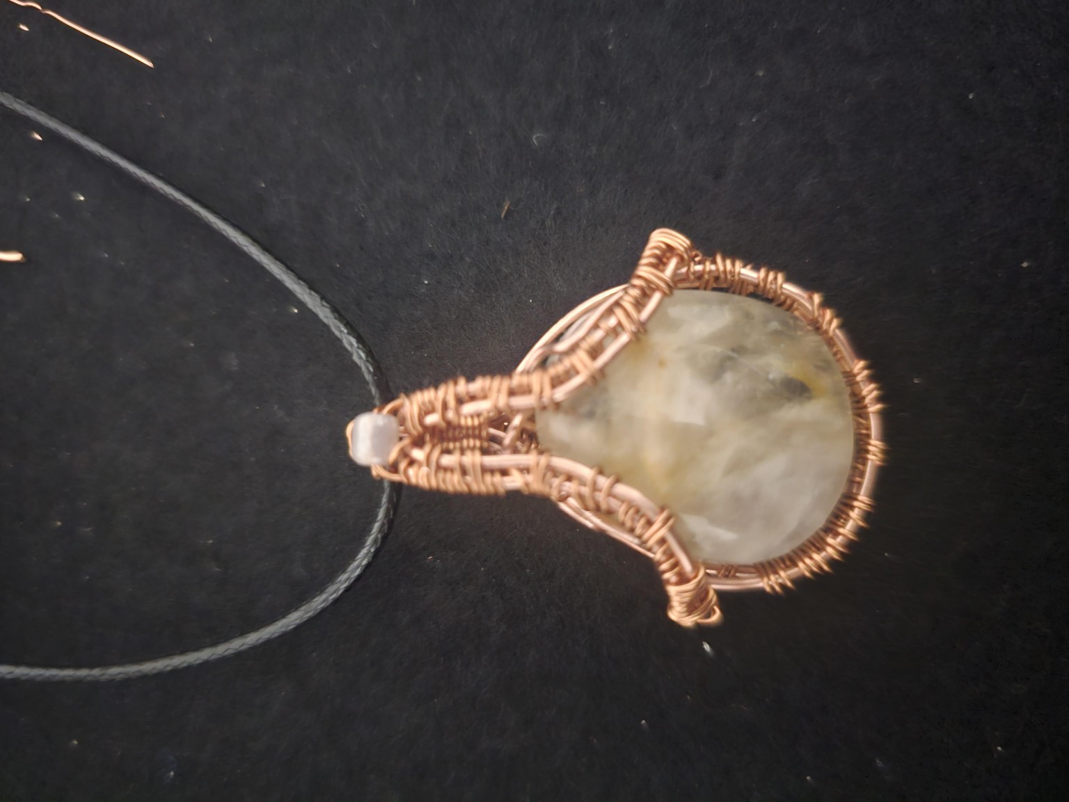 Aurora pendant - image 1 - student project