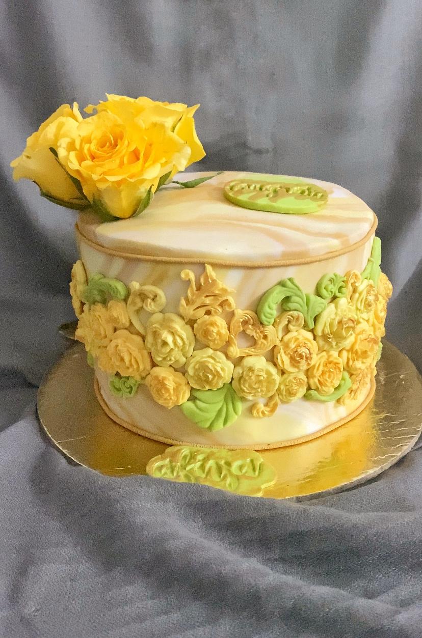 Bas Relief Cake - image 1 - student project