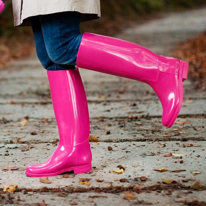 Shiny rain boots - image 1 - student project