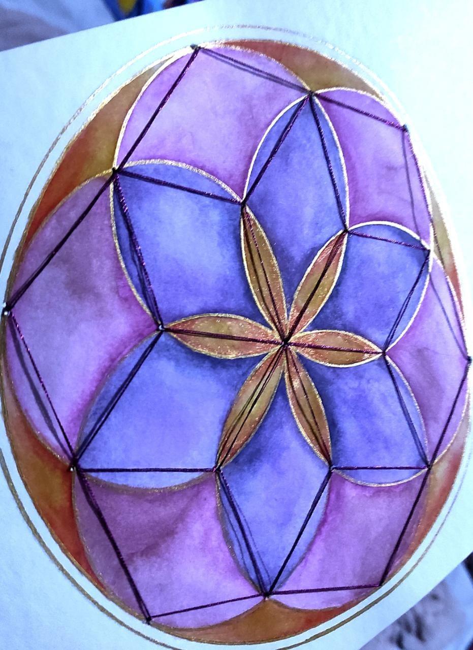 Geometric paper embroidery - image 1 - student project
