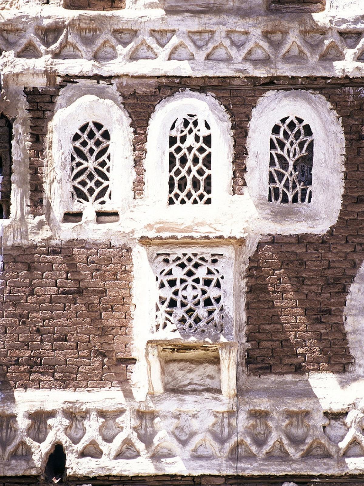 It is Yemeni door - image 3 - student project