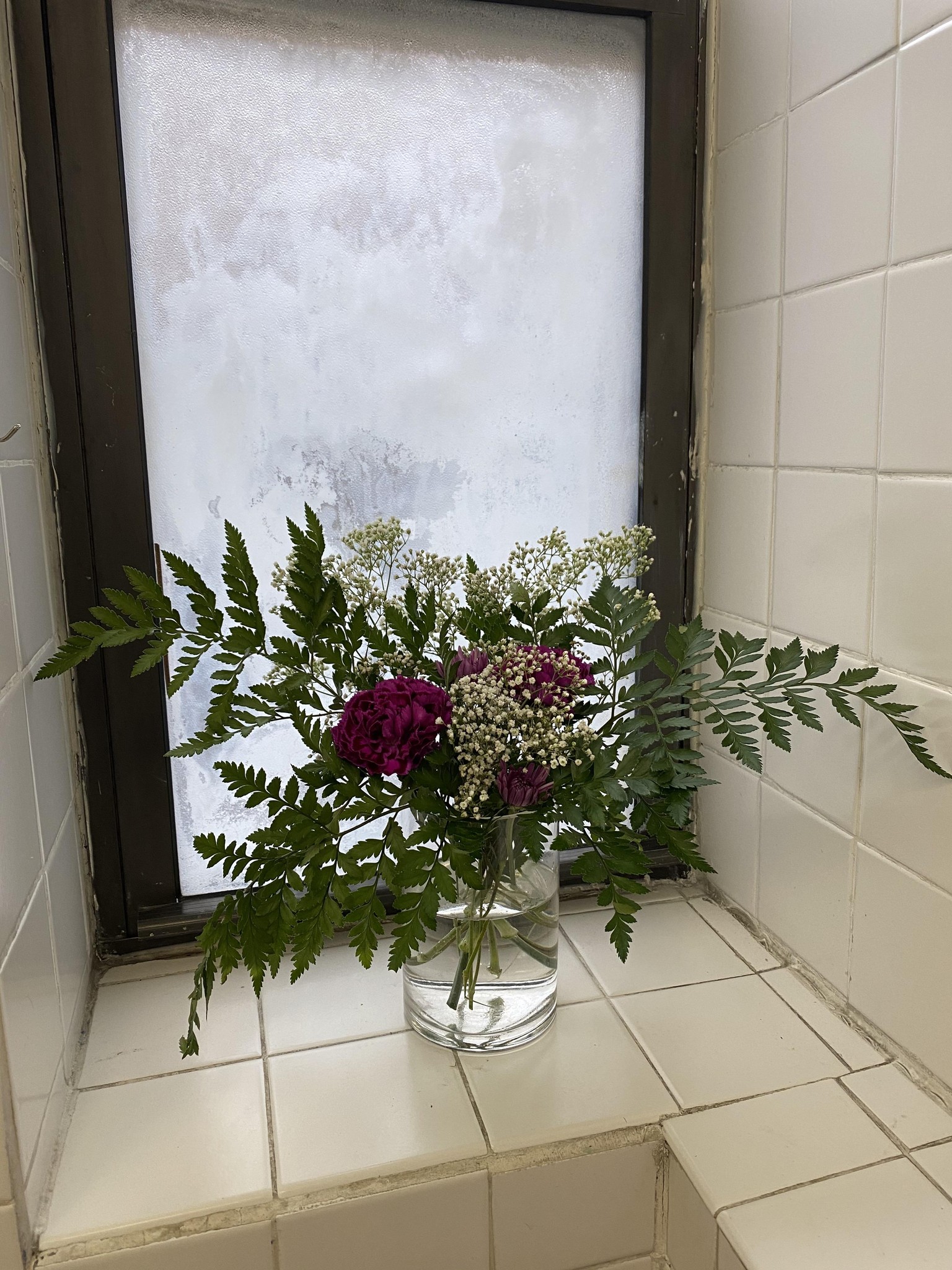 Giving Grocery Store Flowers a Makeover - image 3 - student project