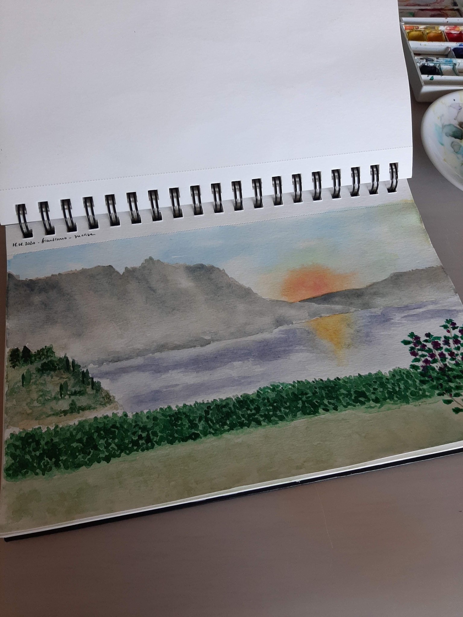 Sunrise on the lake - image 1 - student project
