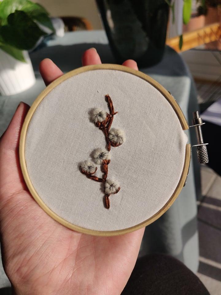 My little embroidered plants - image 2 - student project