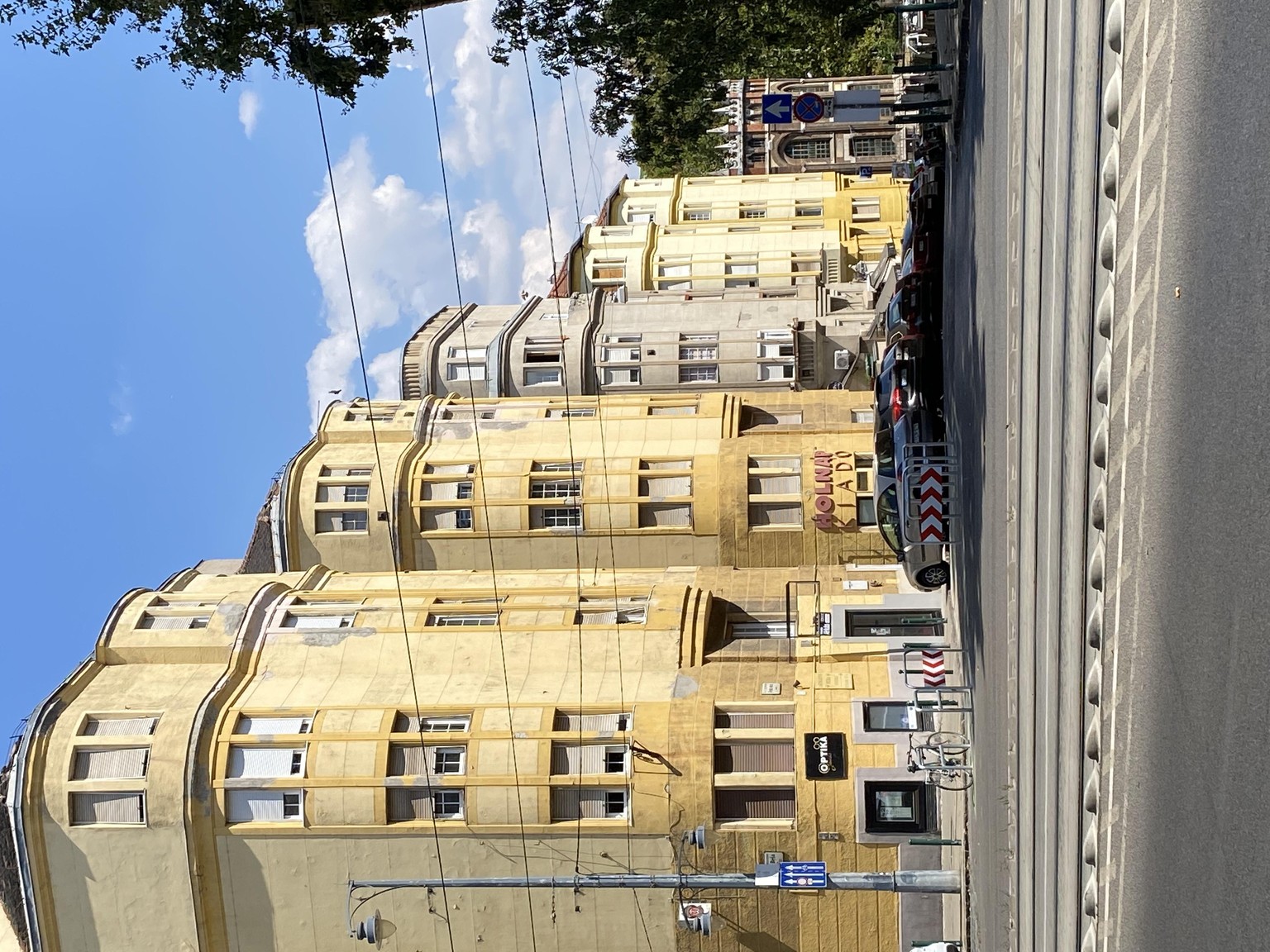 Chilling in Budapest - image 1 - student project