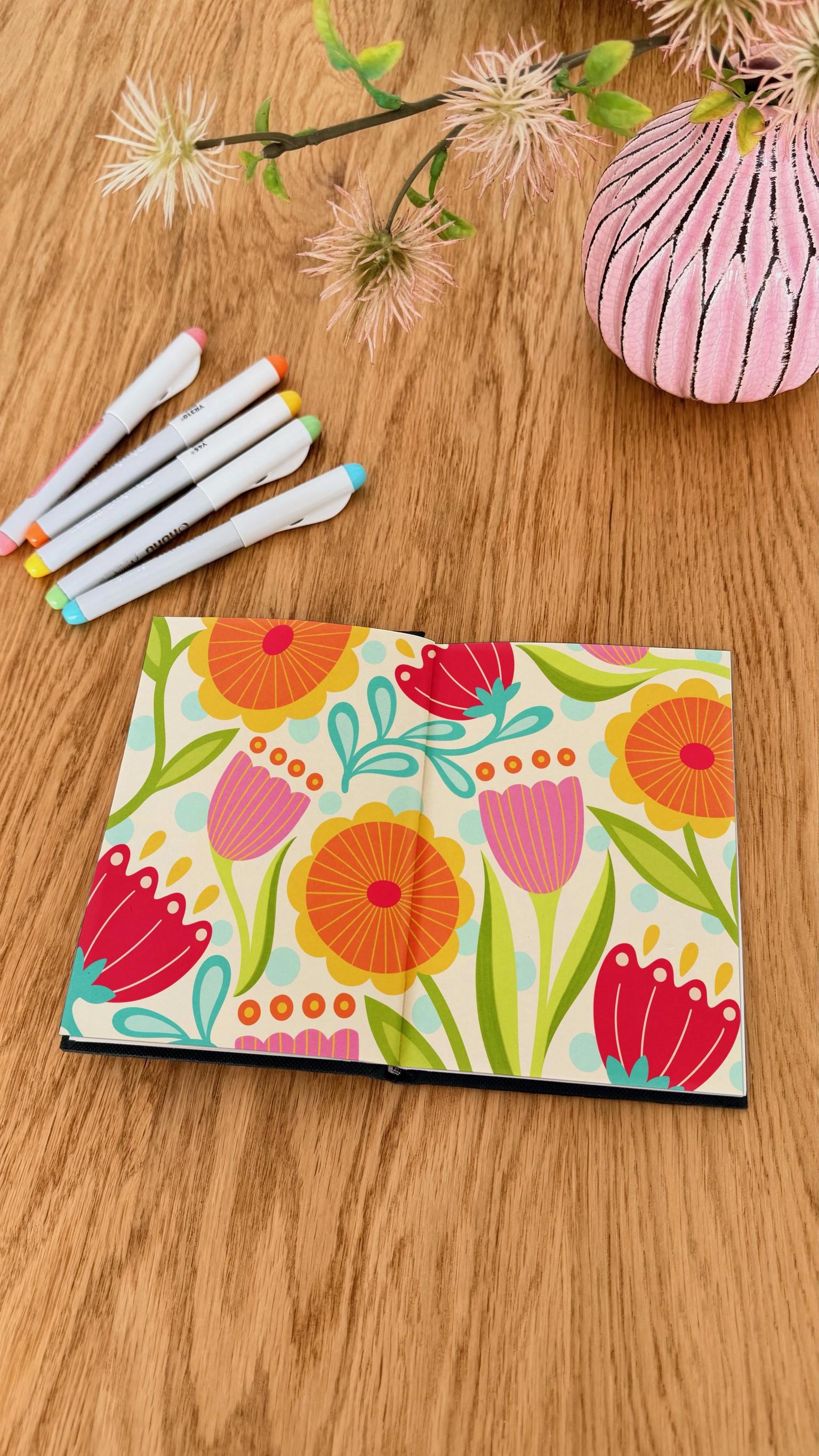 I love Acrylic Marker Florals ❤️ - image 3 - student project