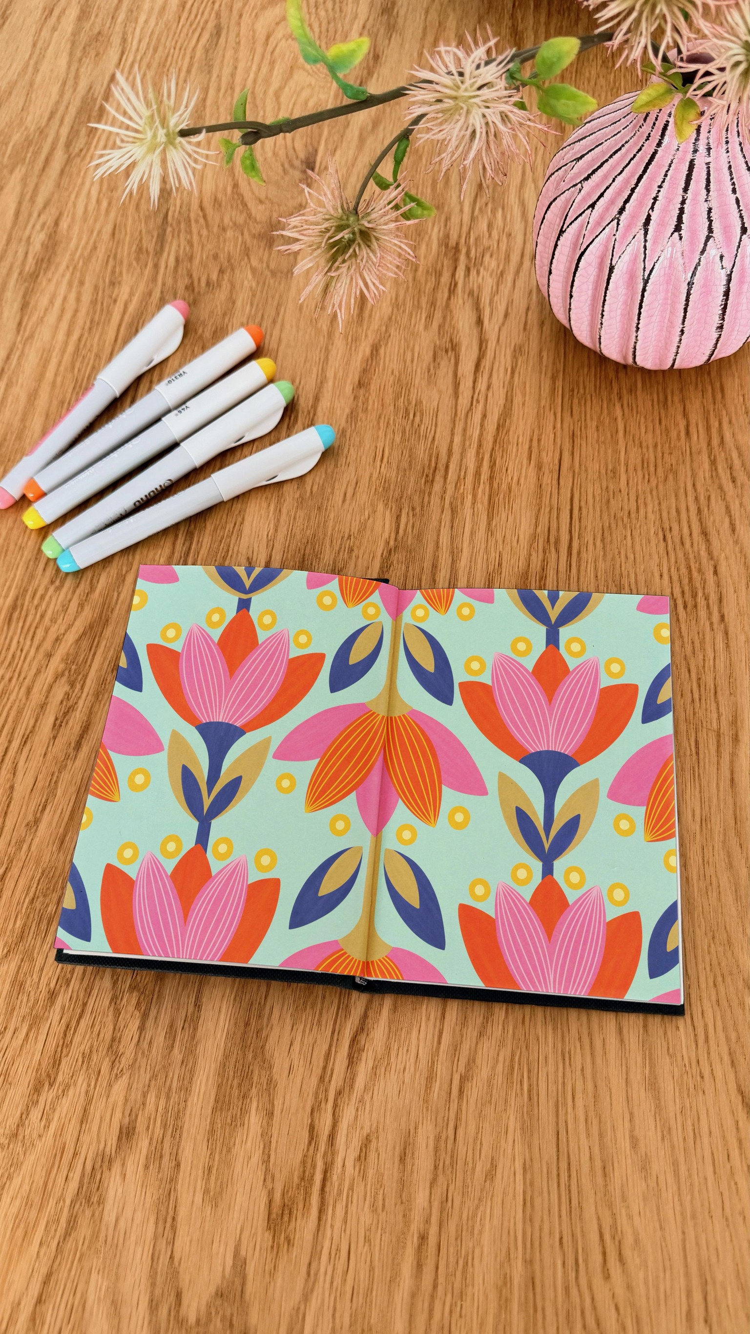 I love Acrylic Marker Florals ❤️ - image 6 - student project