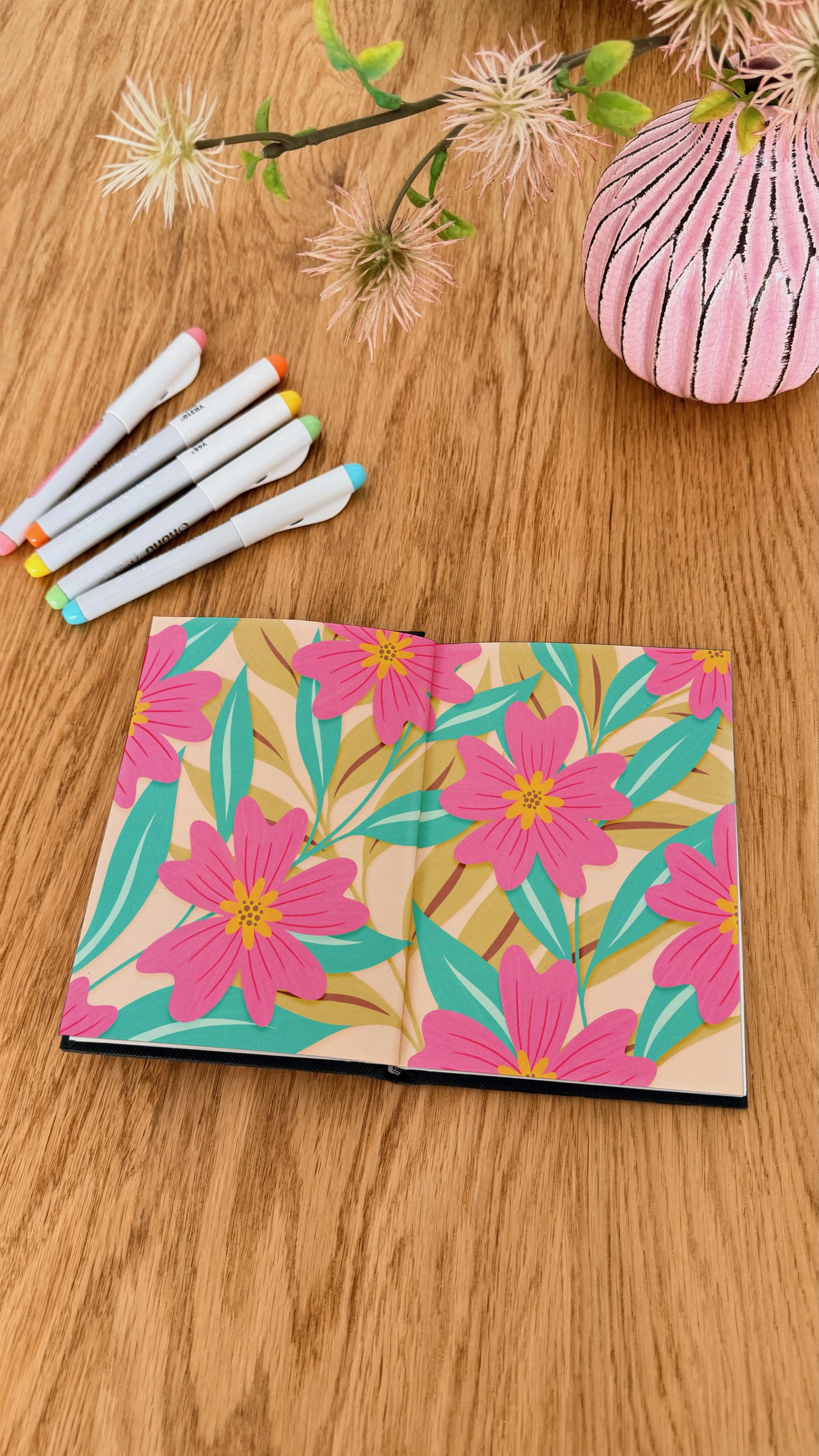I love Acrylic Marker Florals ❤️ - image 8 - student project