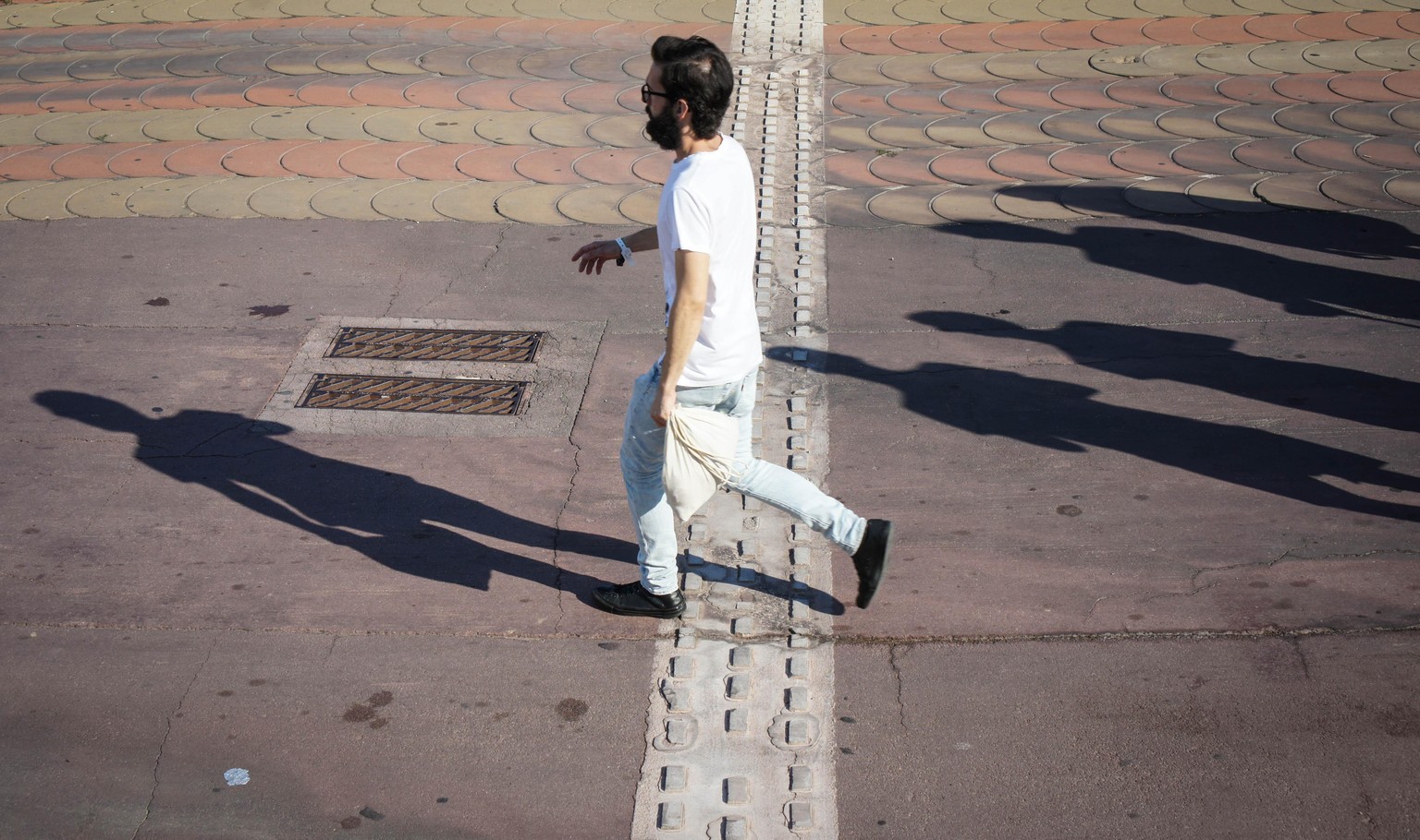 The Barcelona 5 - image 1 - student project
