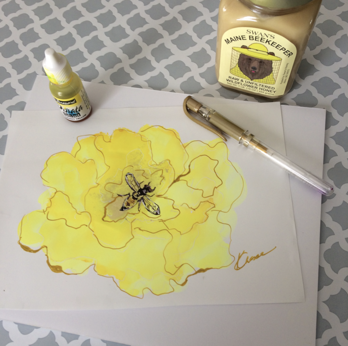 Flower Doodle with a little Bee! - image 1 - student project
