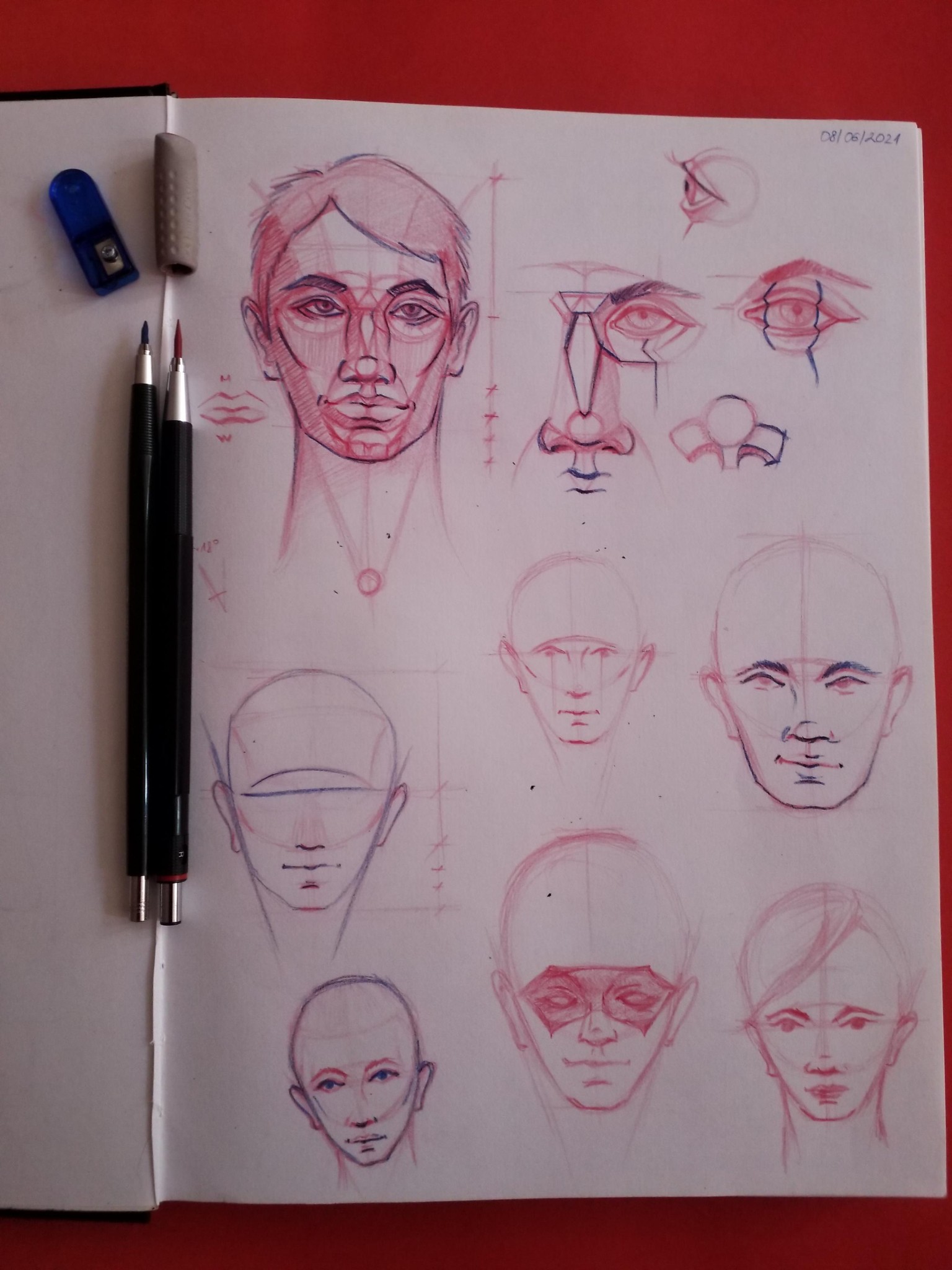 Head planes - image 1 - student project