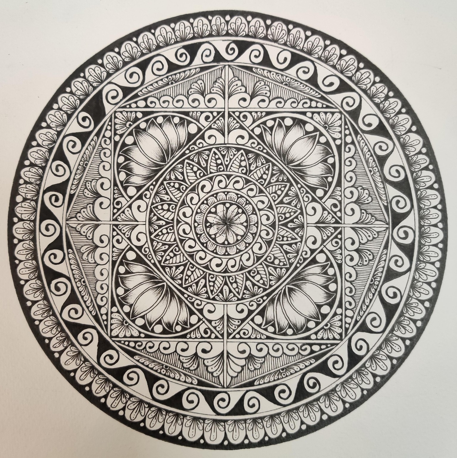 Geometric Mandala with Richa - image 1 - student project