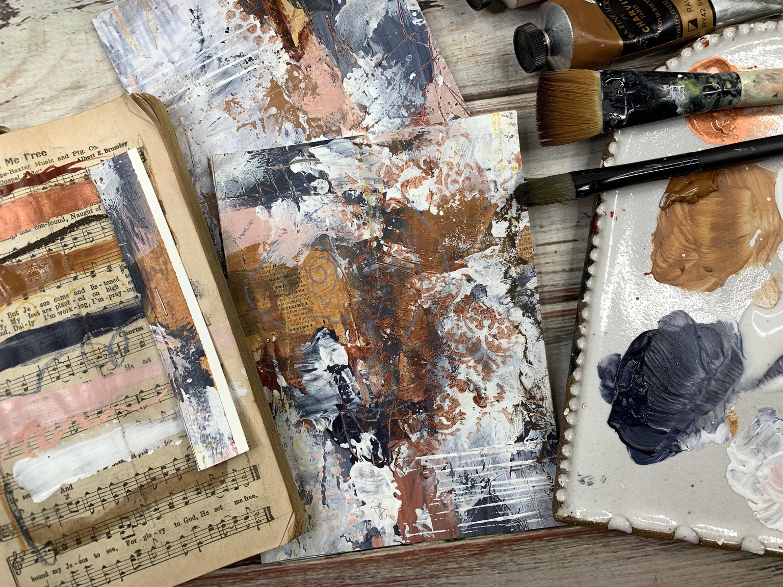 Abstract Painting Adventures - Adding collage elements in your work - image 2 - student project