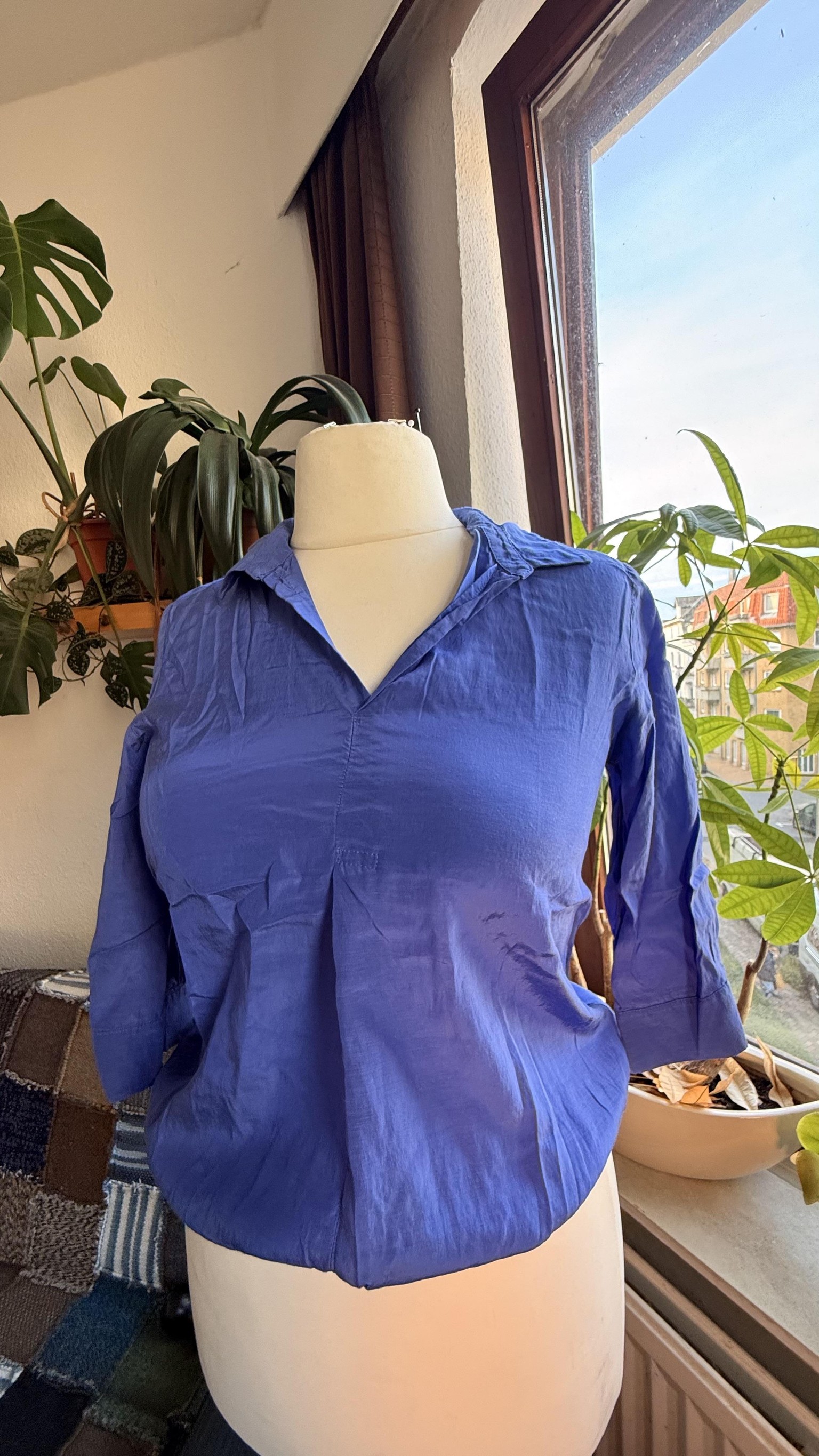 Online Second Hand Shopping - image 2 - student project