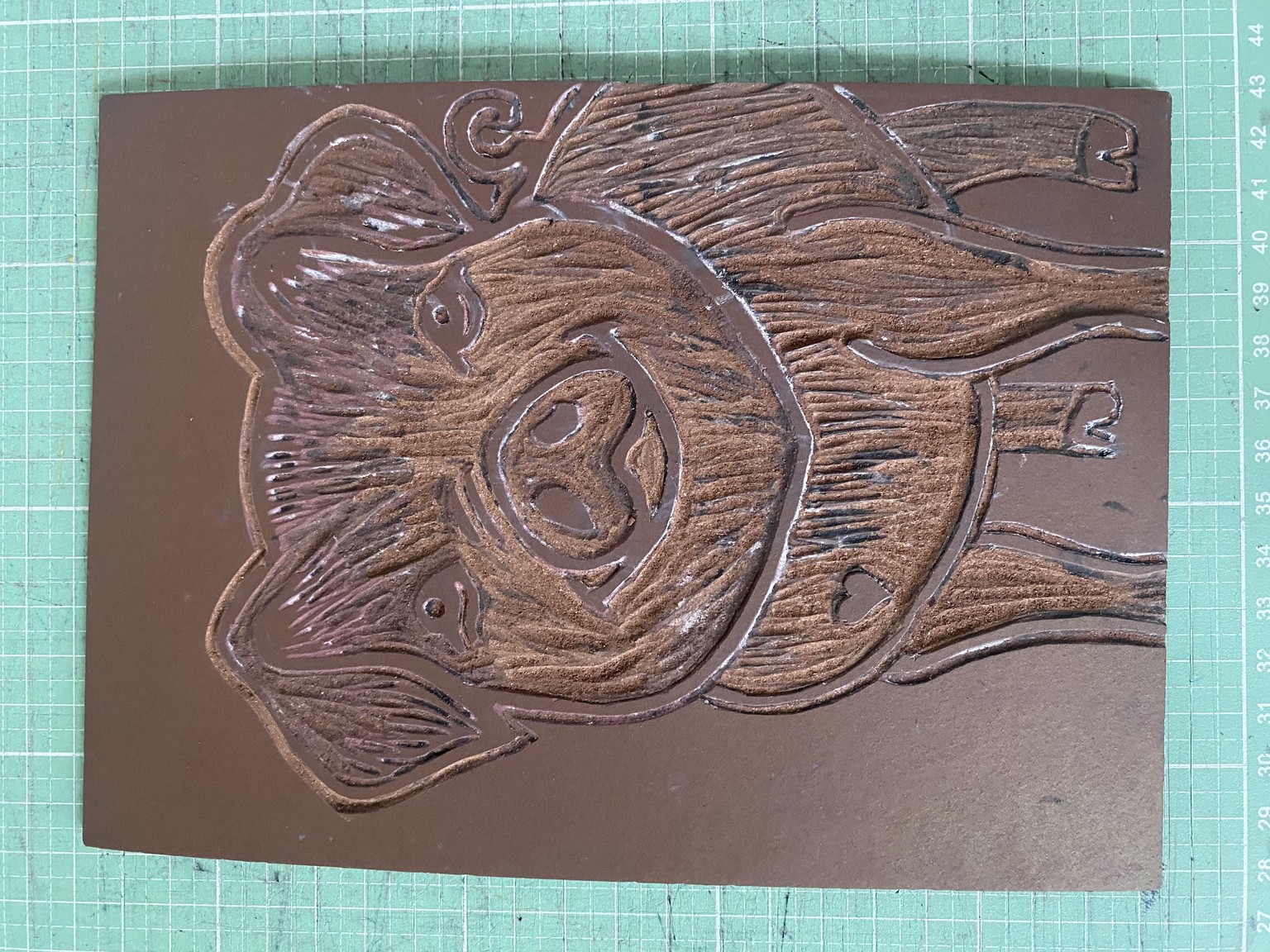 Lino Pig - image 1 - student project