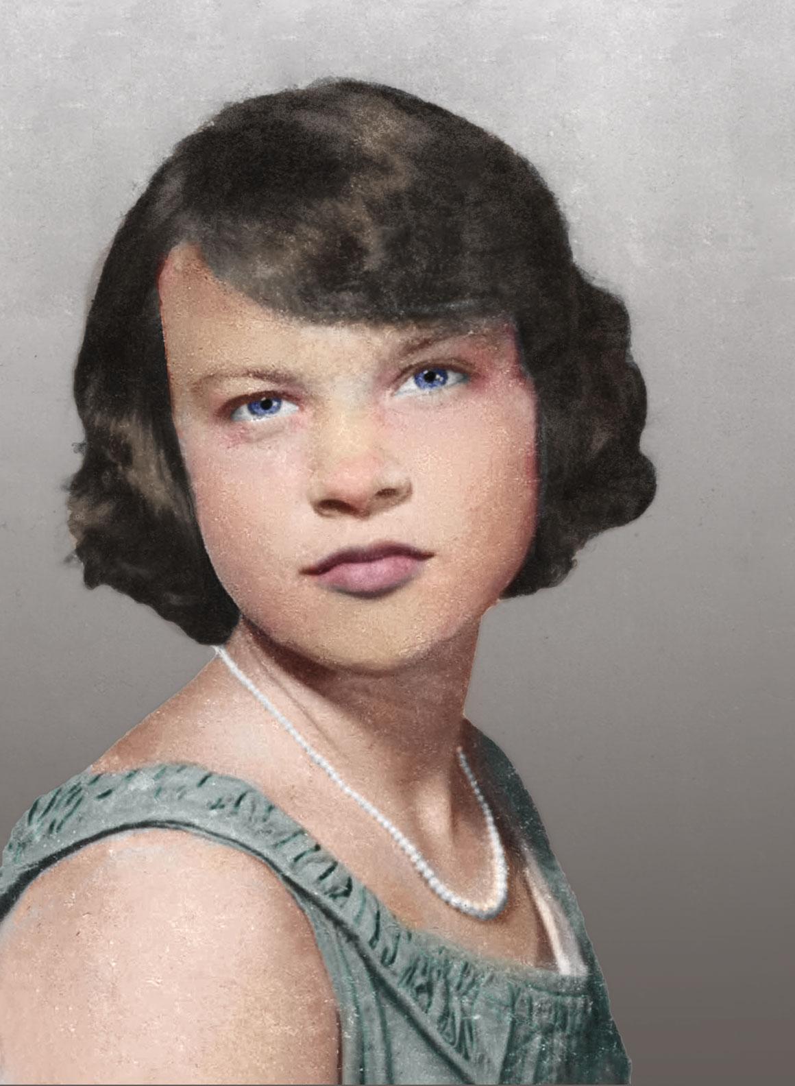 A couple of portraits of my mom and myself - image 2 - student project