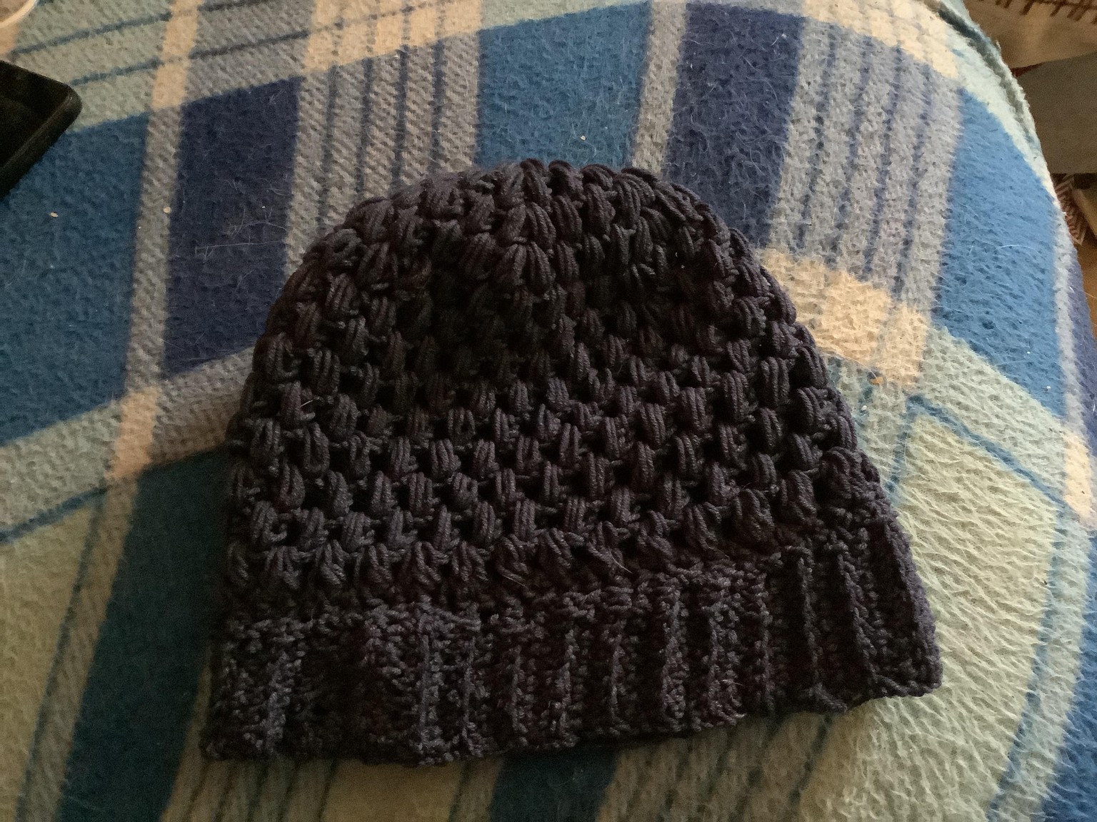 Puff stitch beanie - image 1 - student project