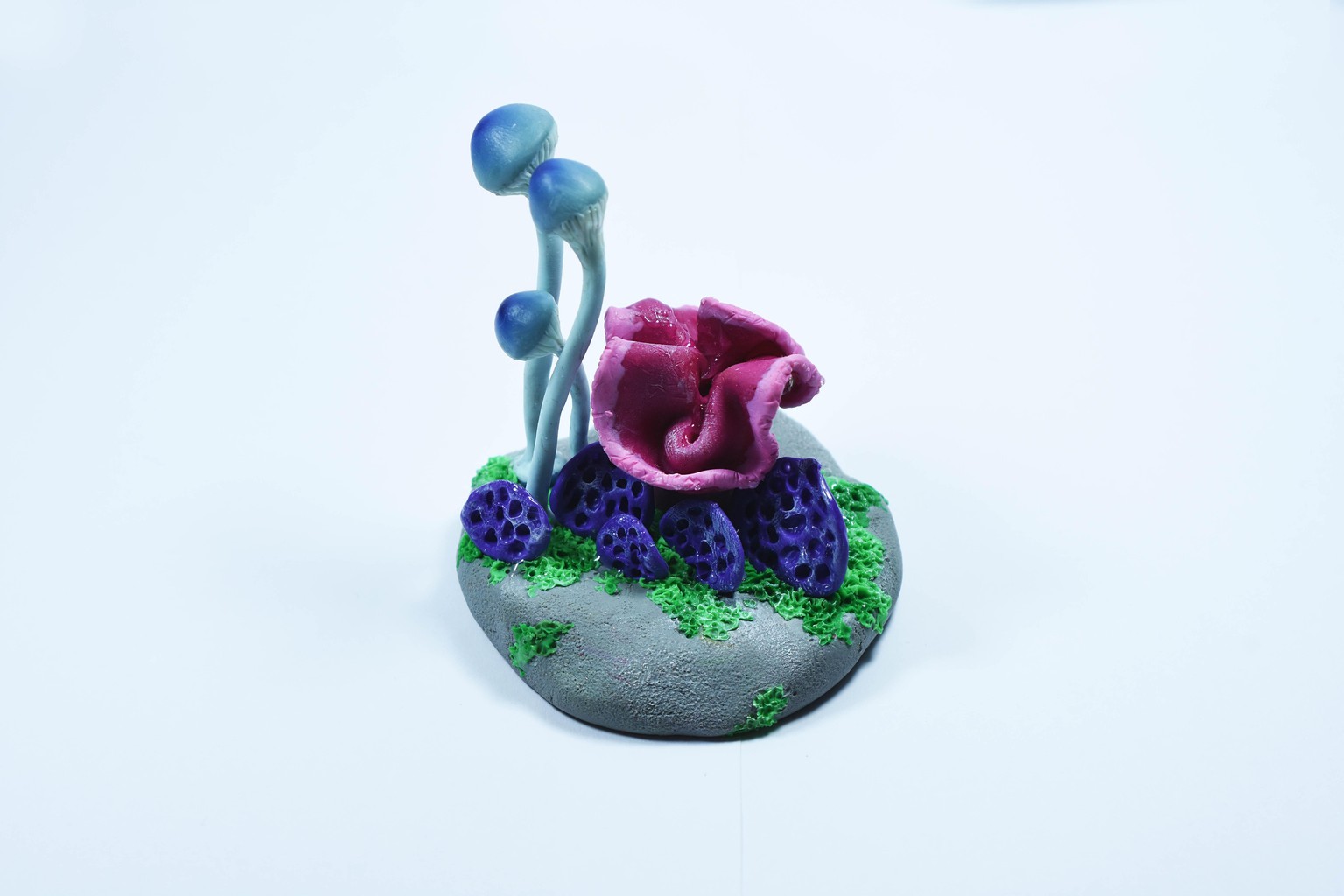 Pixie Parasol Sculpture - image 1 - student project