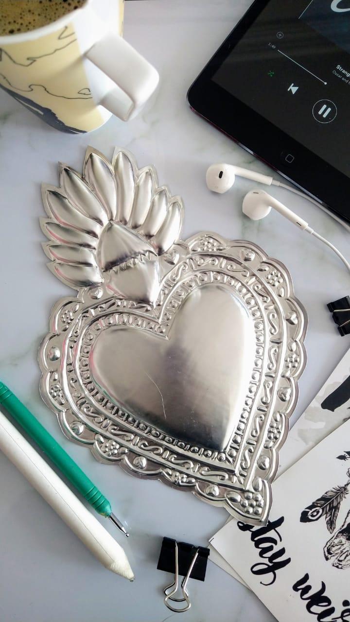 Aluminium craft flatlay - image 3 - student project