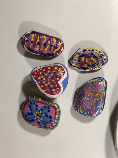 “Kindness Rocks” rocks - image 4 - student project