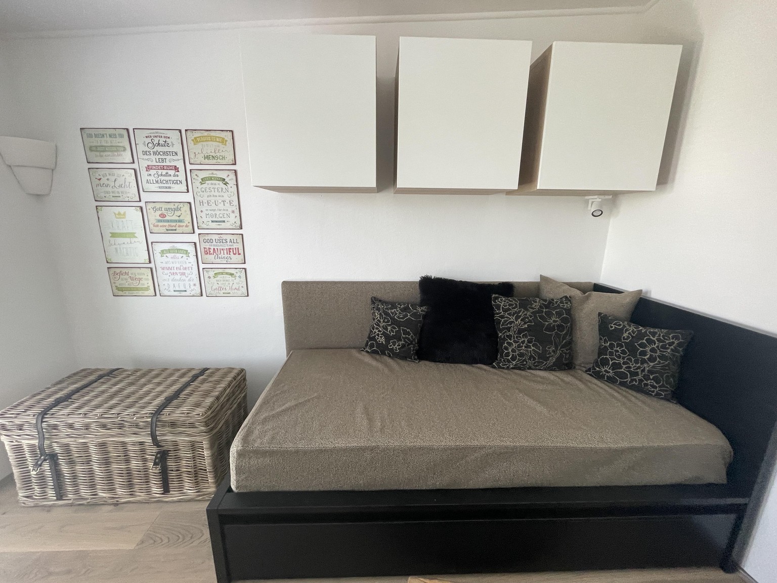 Room for creativity and relaxing - image 13 - student project