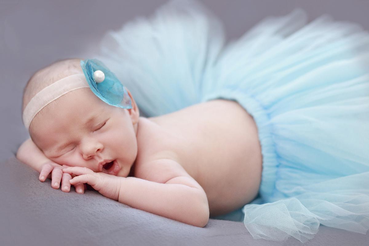 My first baby photography experience - image 1 - student project