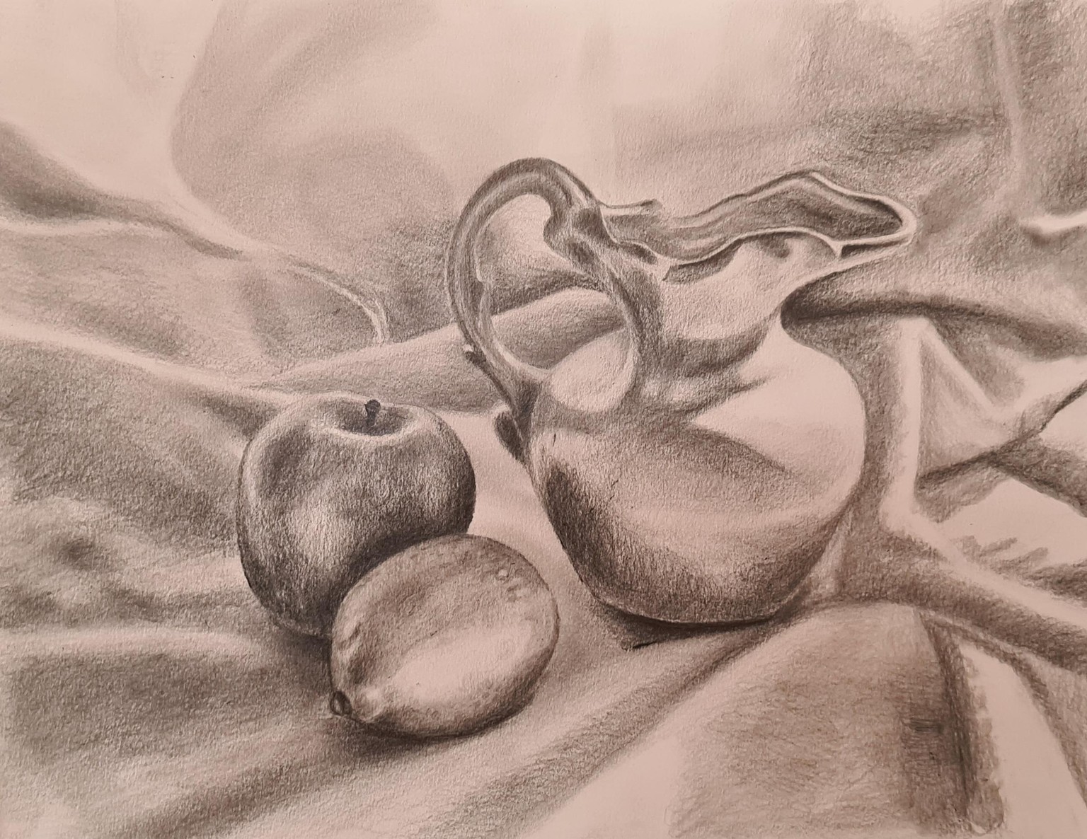 Vase and fruit still life! - image 1 - student project