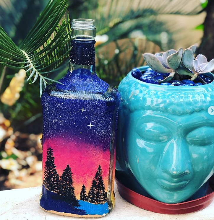 Bottle art with Acrylics - image 6 - student project