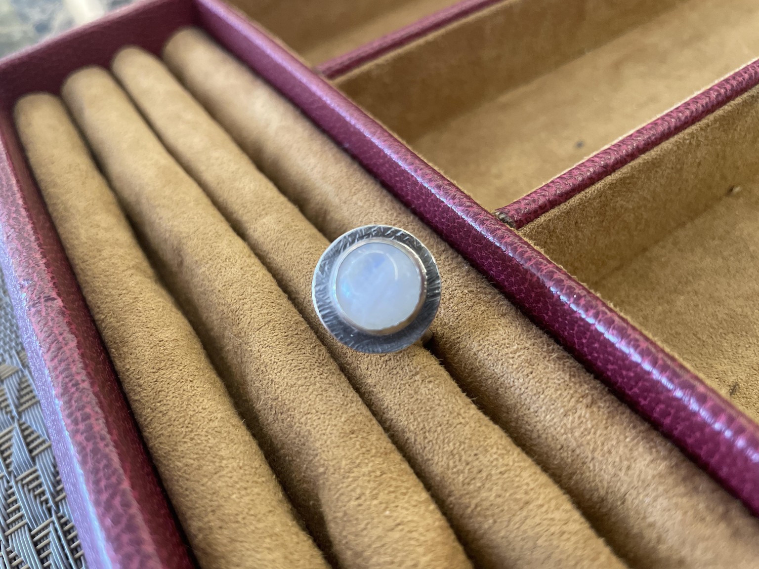 Stone set ring - image 1 - student project