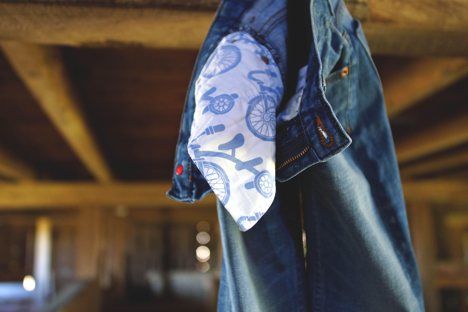 Men in denim laid the foundation... - image 6 - student project